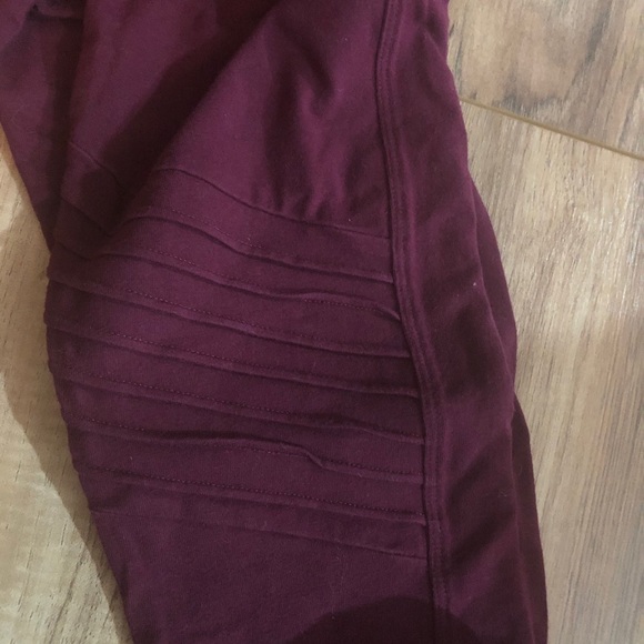 VS pink leggings - Picture 3 of 4